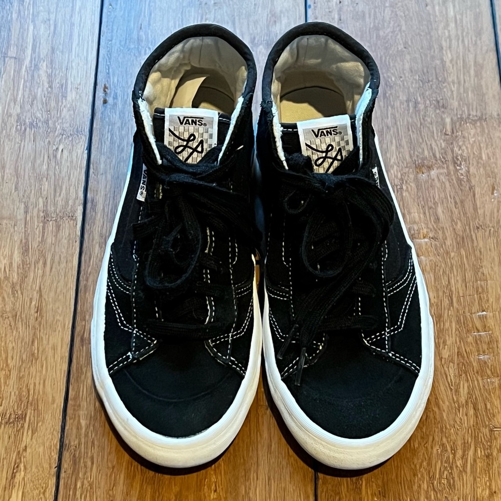 Vans Black Lizzie Skateboarding High-Top Sneakers W 7   M 5.5